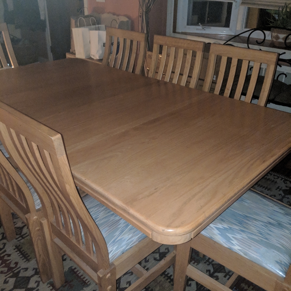 Dining room set - Picture 2 of 2